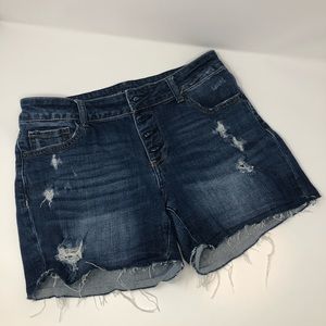 MAURICES  Distressed Button Fly Cut-off’s, SZ 5/6